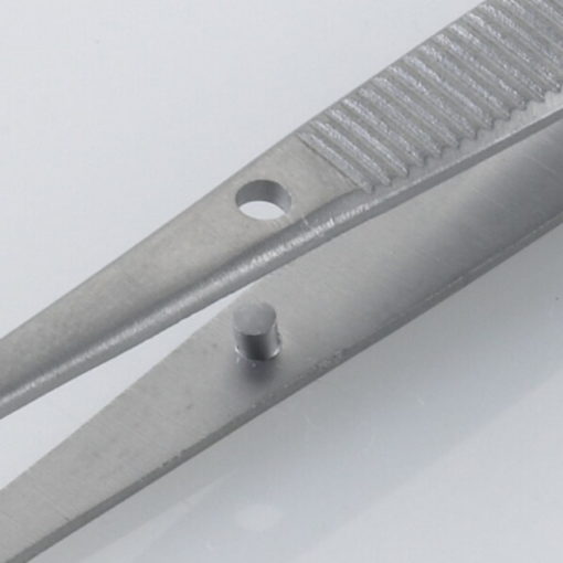 Susol Single Use Iris Dissecting Forceps Curved 12 Teeth 11.5cm pk10 Pin min