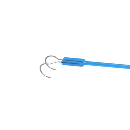 C24 4 Elastic Retractor Double Blunt Hook Close Up min